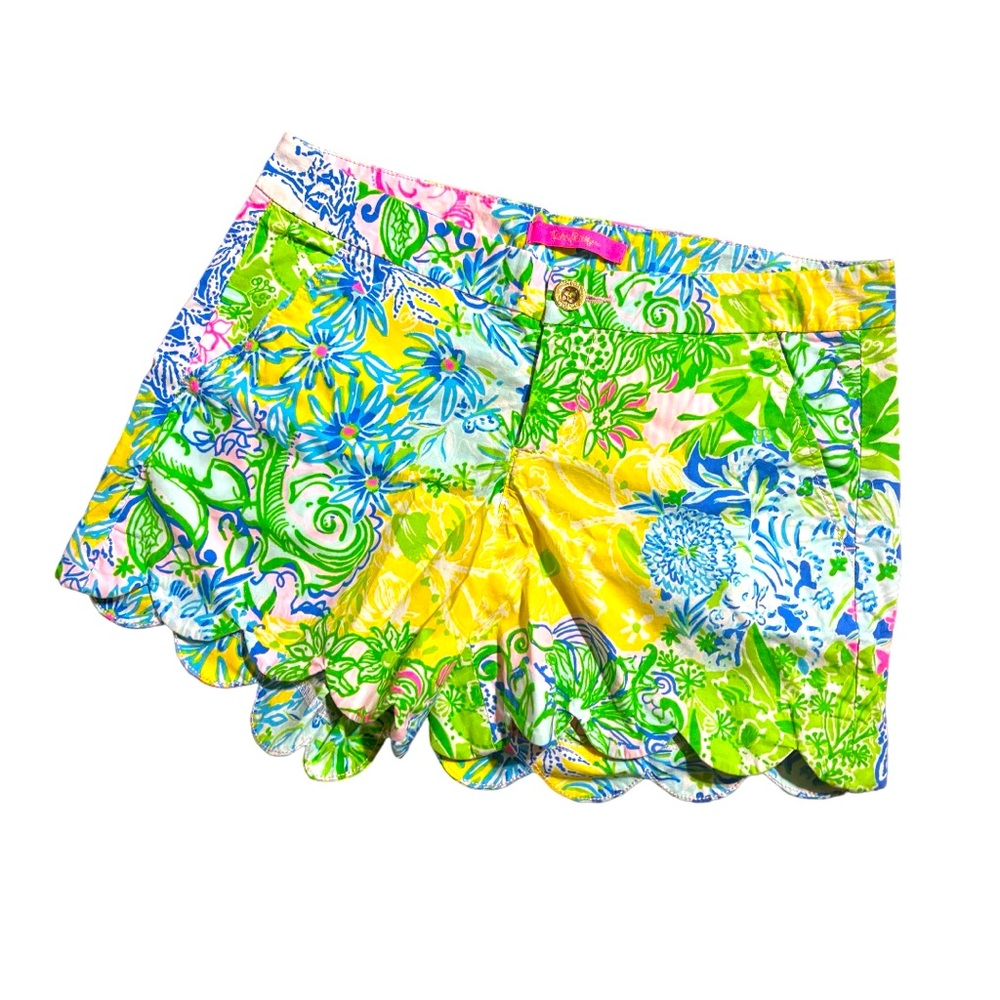 Lilly Pulitzer Buttercup multicolored scalloped shorts size 4 gold butto…
